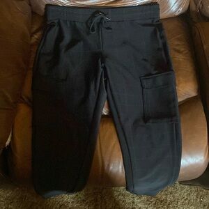 Maze collection 1X black with gray stripes and two pockets on the thighs.